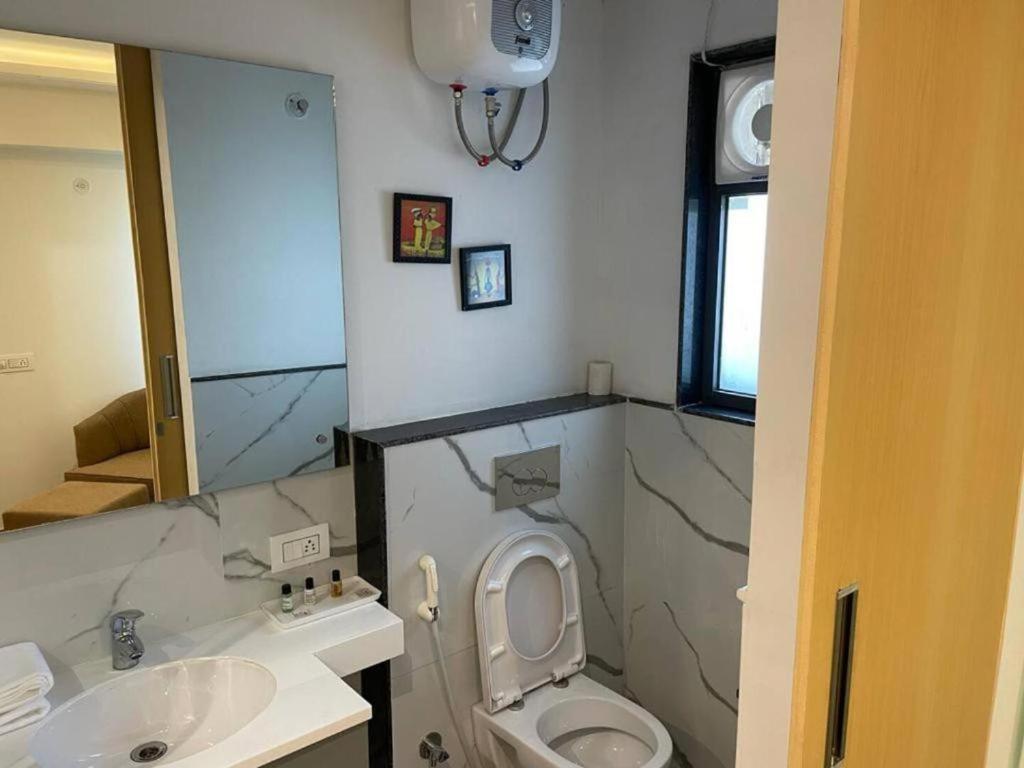 Diona Anukampa Suite With Pool 斋浦尔 外观 照片